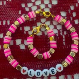 Pink bracelet set!!💞